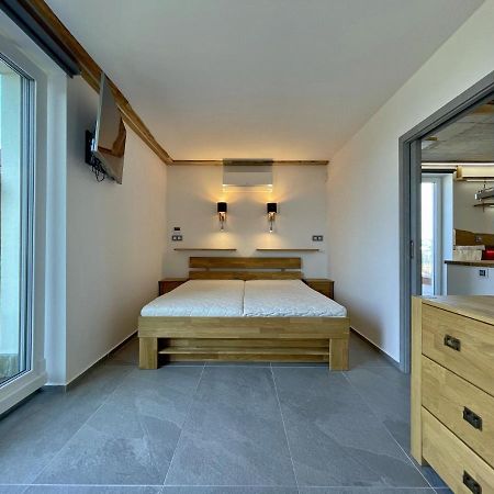 Magic Apartment Centre Mezonet Пилзен Екстериор снимка
